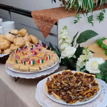 Hilde Bed And Breakfast Seaside Rimini Bed & Breakfast