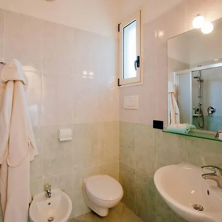 Hilde Bed And Breakfast Seaside Rimini *