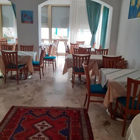 Hilde Bed And Breakfast Seaside Rimini *